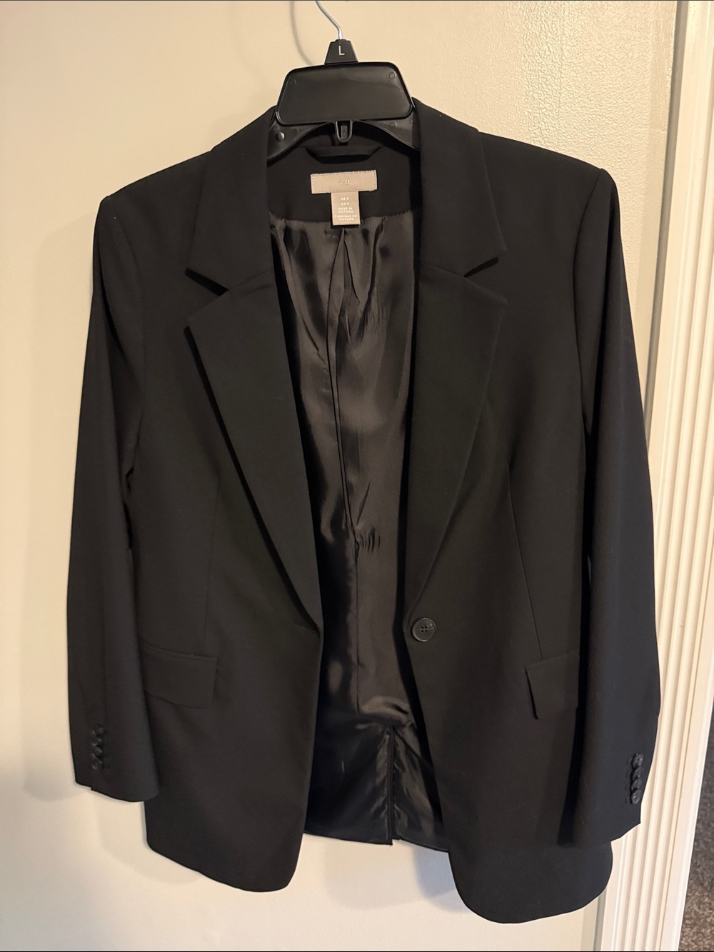 H&M Black Single-Button Tailored Blazer